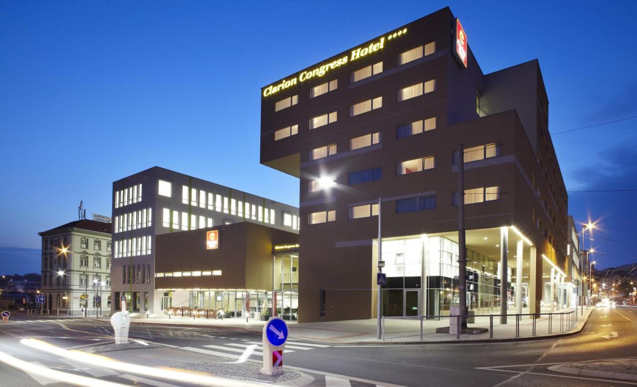 クラリオン コングレス ホテル ウースチー ナト ラベム Ústí nad Labem エクステリア 写真